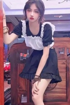 女机械人